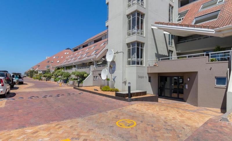 1 Bedroom Property for Sale in Bloubergstrand Western Cape